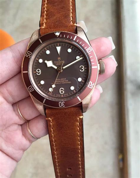 tudor black bay vs replica|tudor black bay spotting.